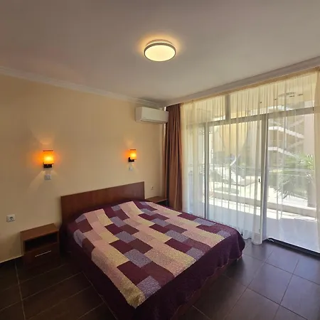 Dolche 2, Banana Tree Διαμέρισμα Sveti Vlas