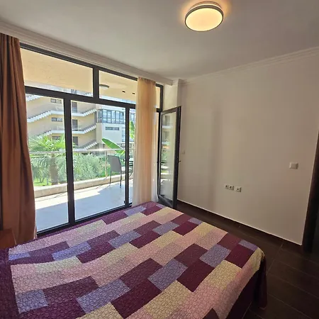 Dolche 2, Banana Tree * Święty Włas